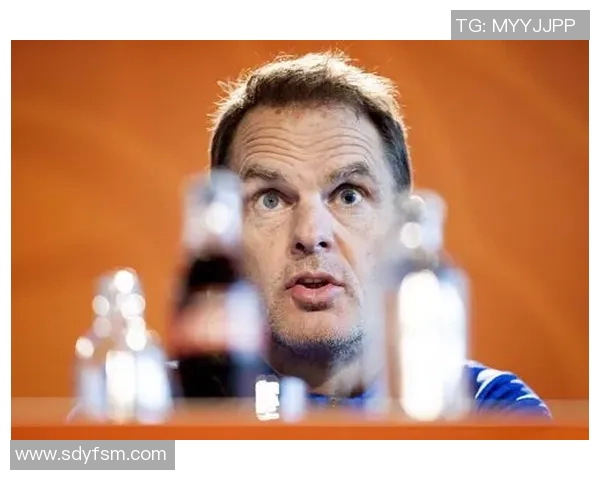 荷兰足球甲级联赛发展历程与球队竞争态势分析